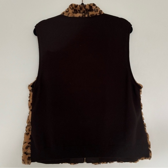 Chicos Faux Fur Leopard Vest - Picture 2 of 3